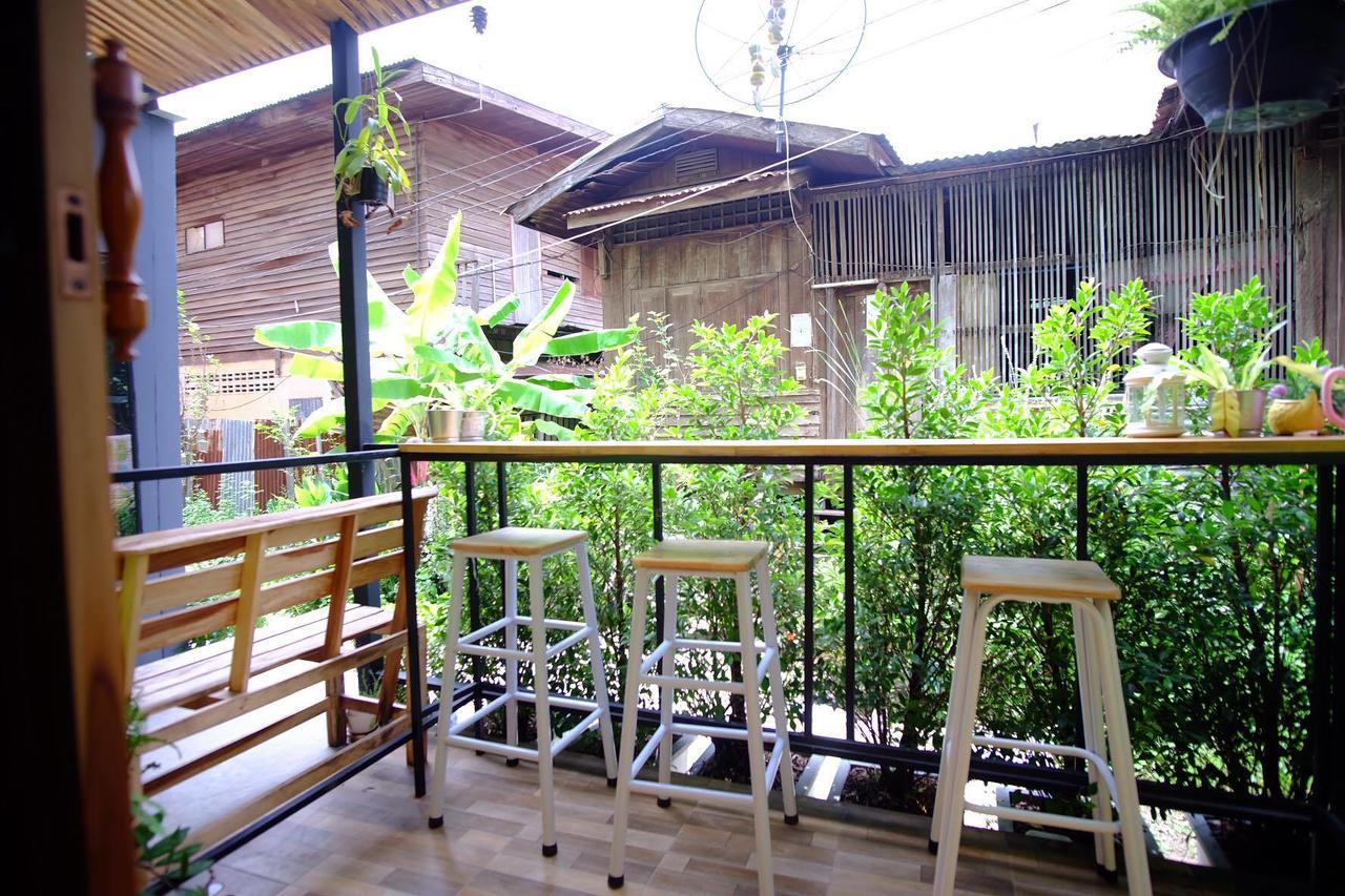 Nap Corner hostel Phitsanulok Eksteriør bilde