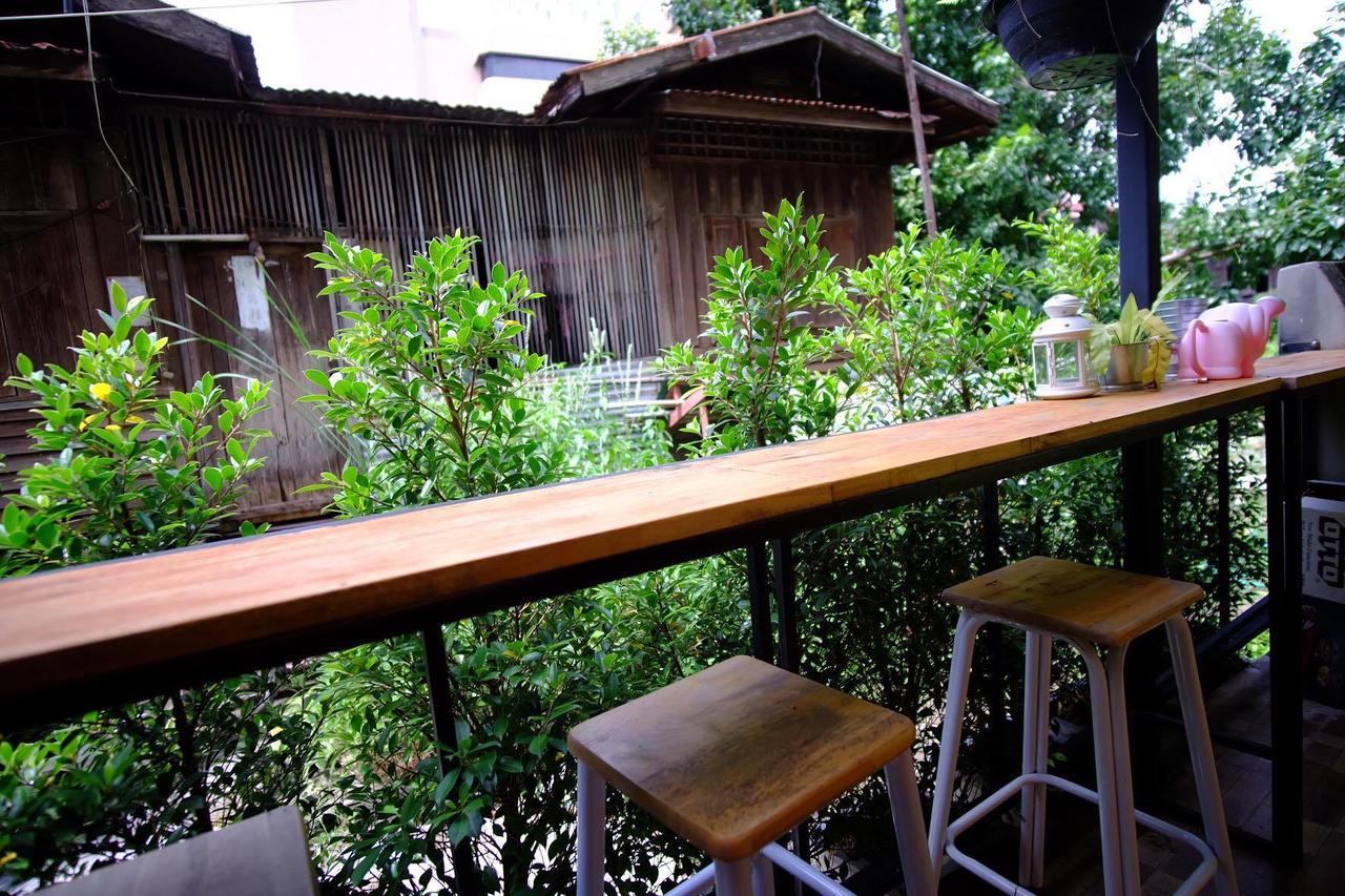 Nap Corner hostel Phitsanulok Eksteriør bilde