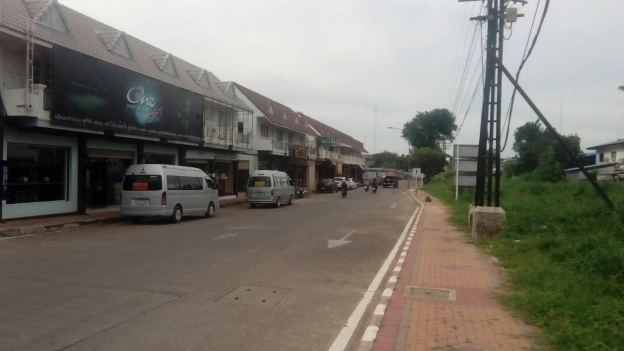 Nap Corner hostel Phitsanulok Eksteriør bilde